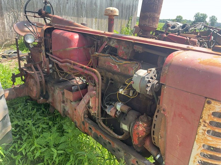 1967-farmall-450-narrow-front-parts-tractor,-s/n:-4477-image-6