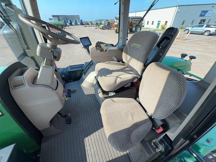2014-john-deere-9510r-image-50