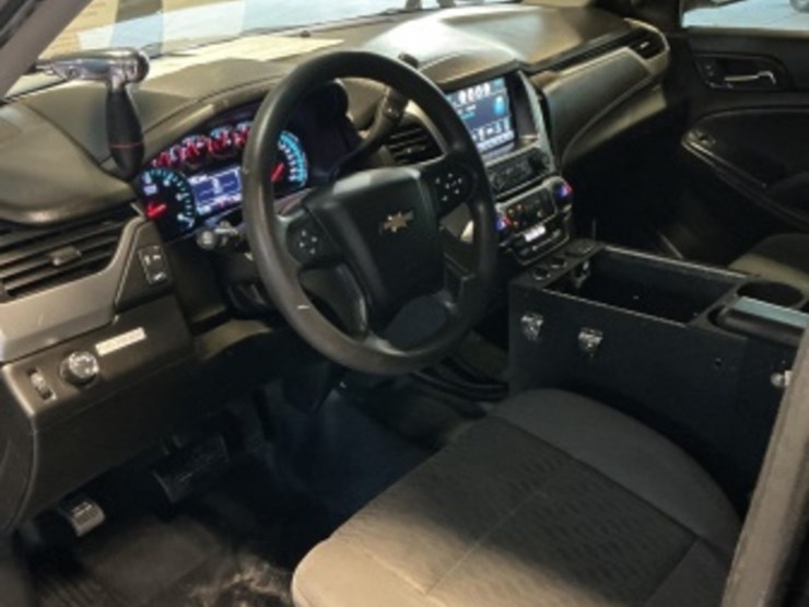 2019-chevrolet-tahoe-image-21
