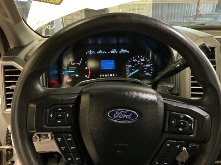 2019-ford-f550-image-17