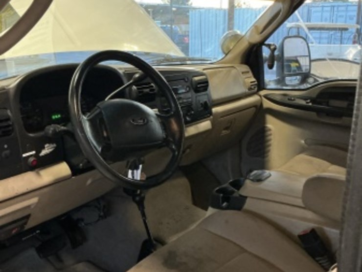 2006-ford-f350-image-24