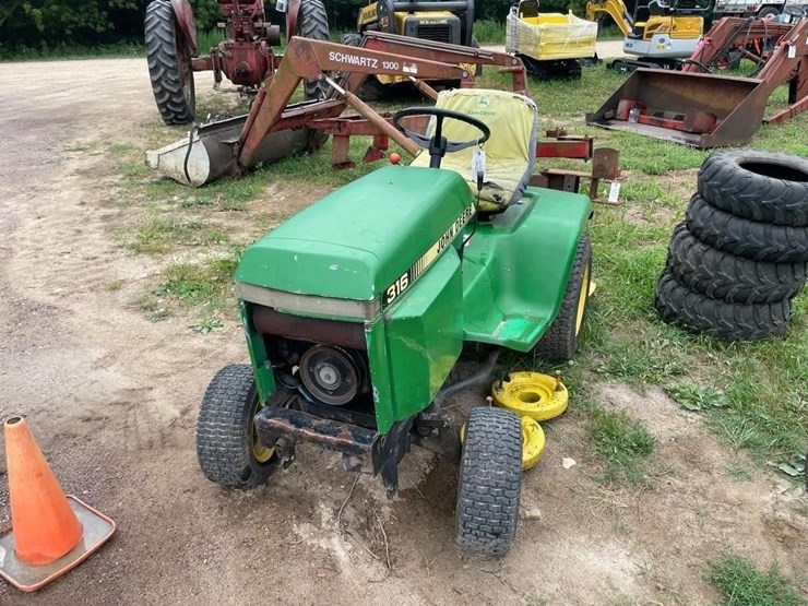 john-deere-316-image-2