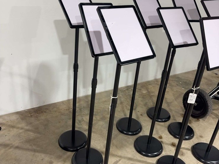 3-adjustable-sign-holder-displays-image-1