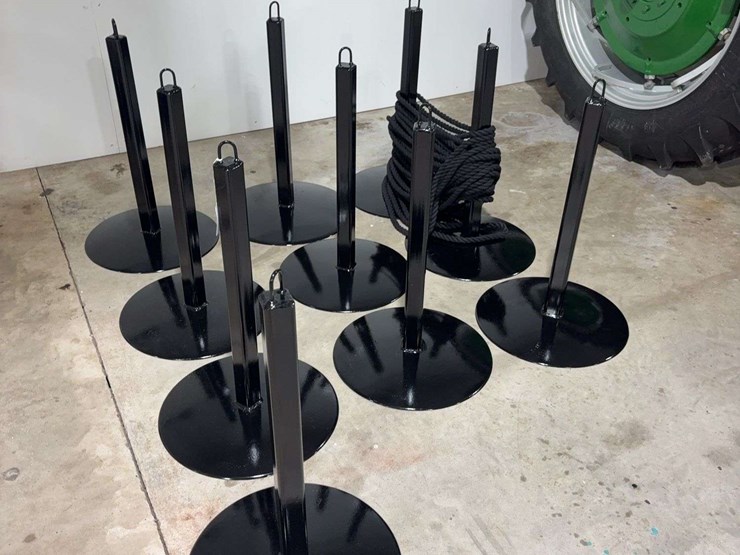10-steel-stand-rope-barriers,-28''-tall-image-1