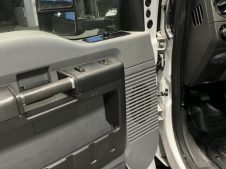 2016-ford-f450-image-26