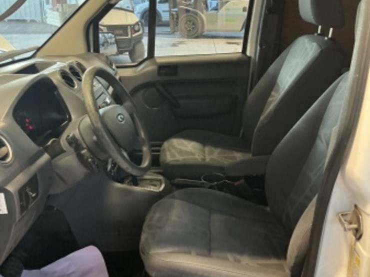 2013-ford-transit-connect-image-22
