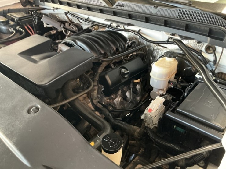 2018-chevrolet-silverado-1500-image-11