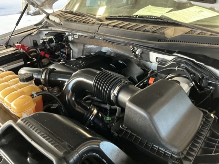 2015-ford-f150-image-12