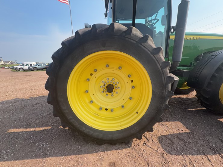 2002-john-deere-8320-image-22