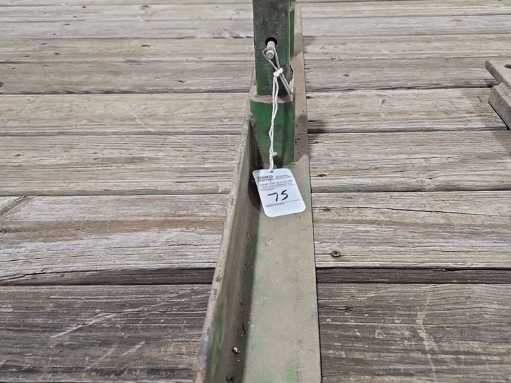 john-deere-weight-bracket-image-3