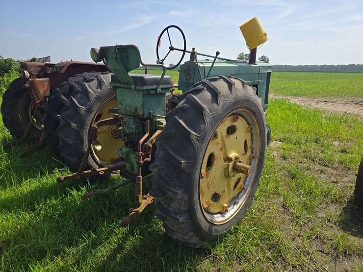 1952-john-deere-60-image-5