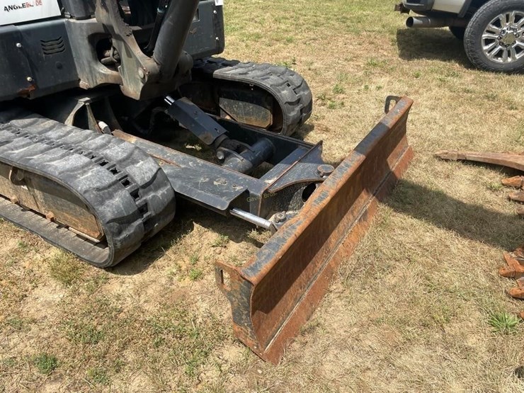 2021-bobcat-e60-image-7