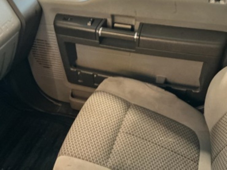 2016-ford-f350-image-22