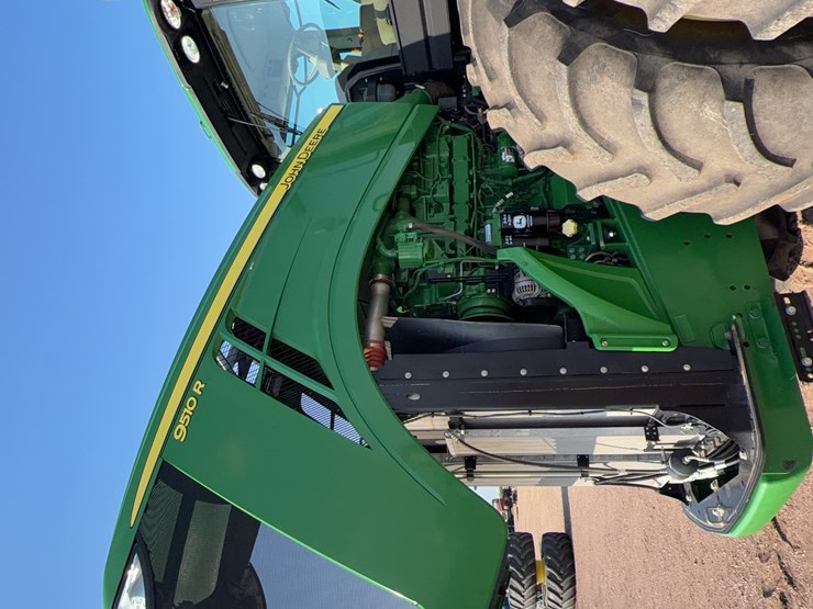 2014-john-deere-9510r-image-17