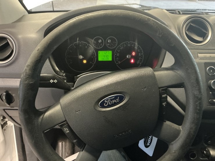 2012-ford-transit-connect-image-19