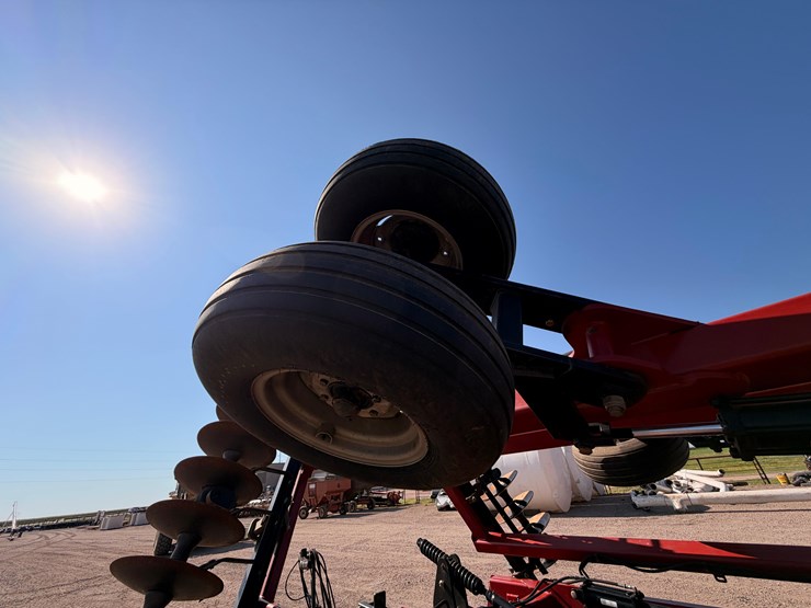 case-ih-340-image-35