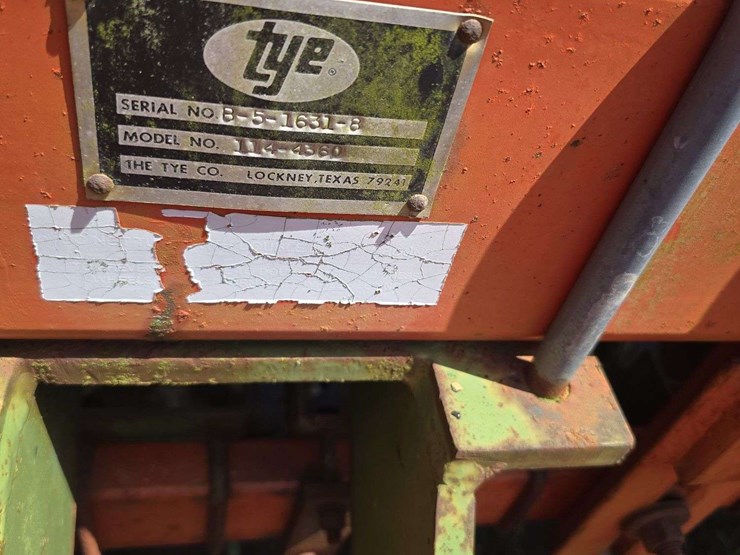 tye-series-15-pull-type-drill-8"-spacing,-front-coulters,-2-bar-rear-harrow-image-10