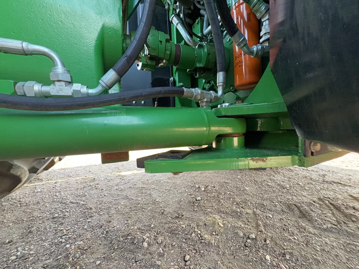 2014-john-deere-9510r-image-42