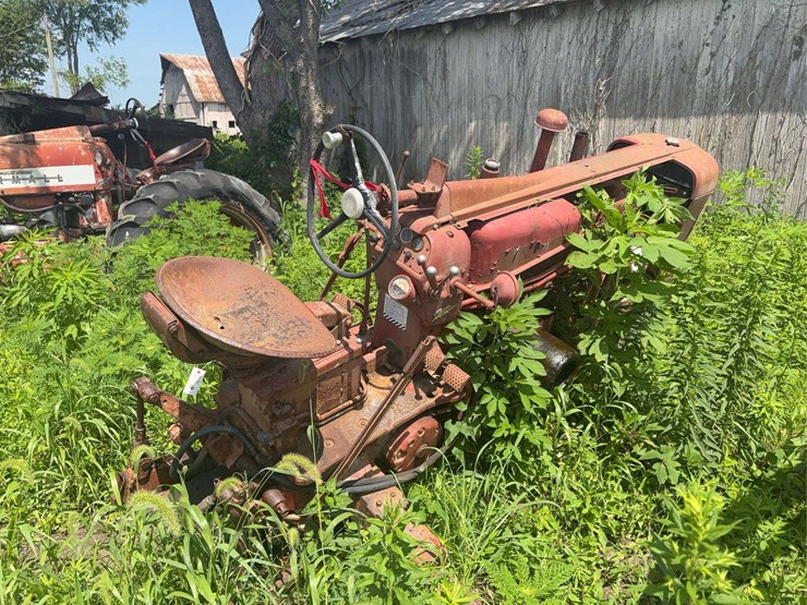 1967-farmall-450-narrow-front-parts-tractor,-s/n:-13226-image-3