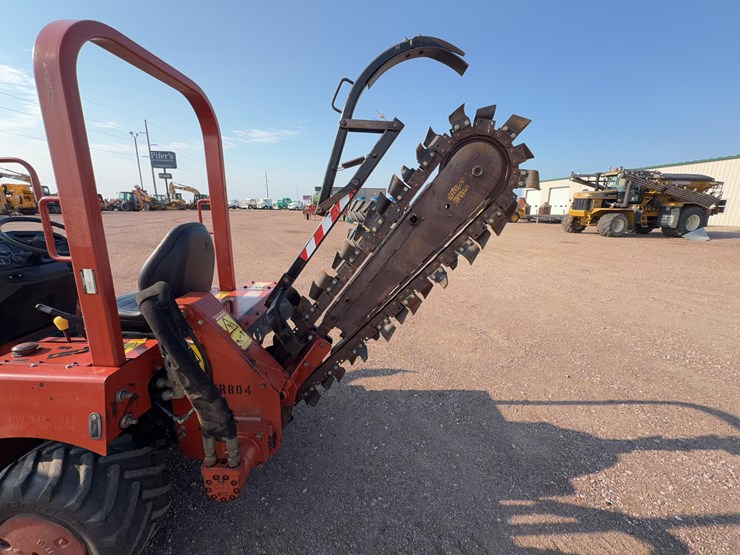 ditch-witch-rt40-image-13