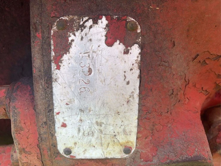 1967-farmall-450-narrow-front-parts-tractor,-s/n:-13226-image-2