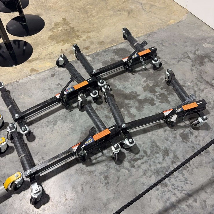 Set of 4 AID 1,500lb Hydraulic Vehicle Positioning Jacks