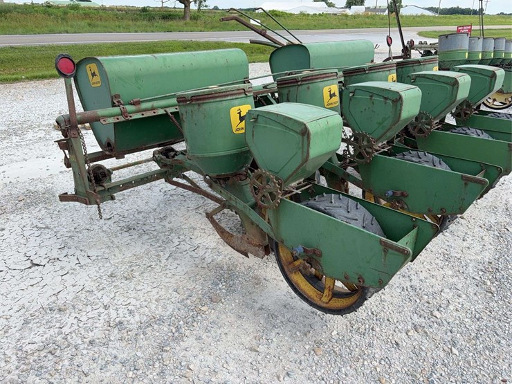 john-deere-1240-image-5