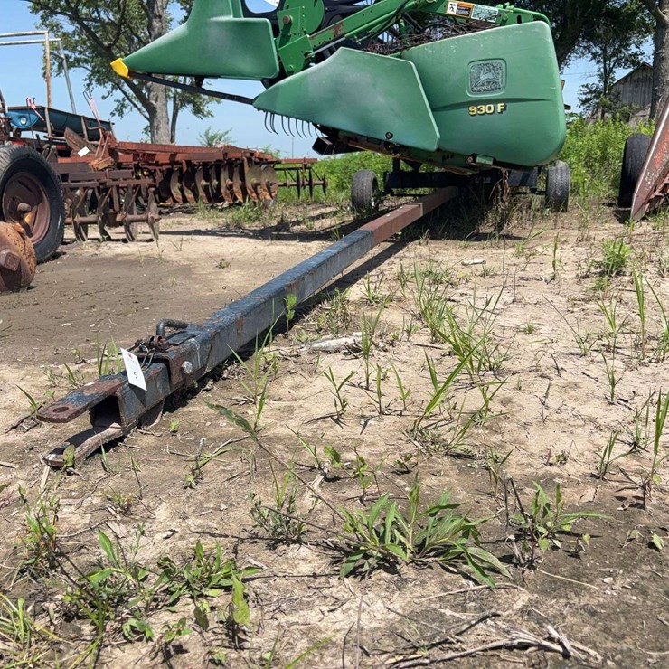 Case IH 30ft head cart, needs new tires