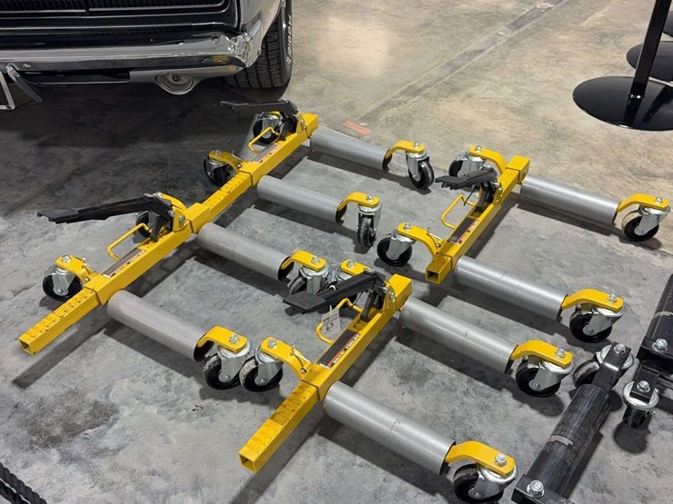 set-of-4-dayton-1300lb-hydraulic-vehicle-positioning-jack-image-1