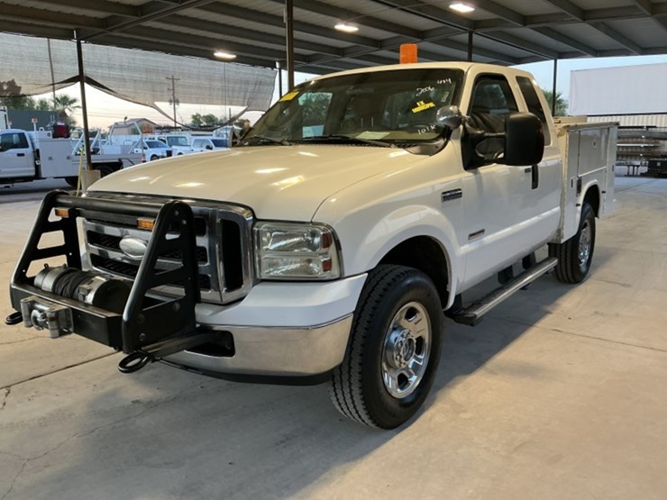2006-ford-f350-image-4