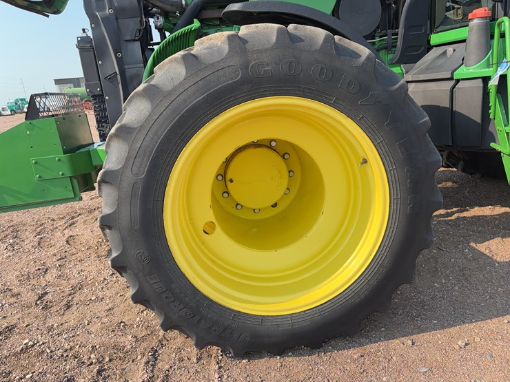 2002-john-deere-8320-image-9