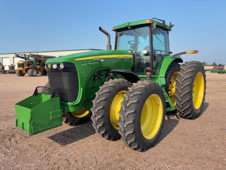 2002-john-deere-8320-image-1