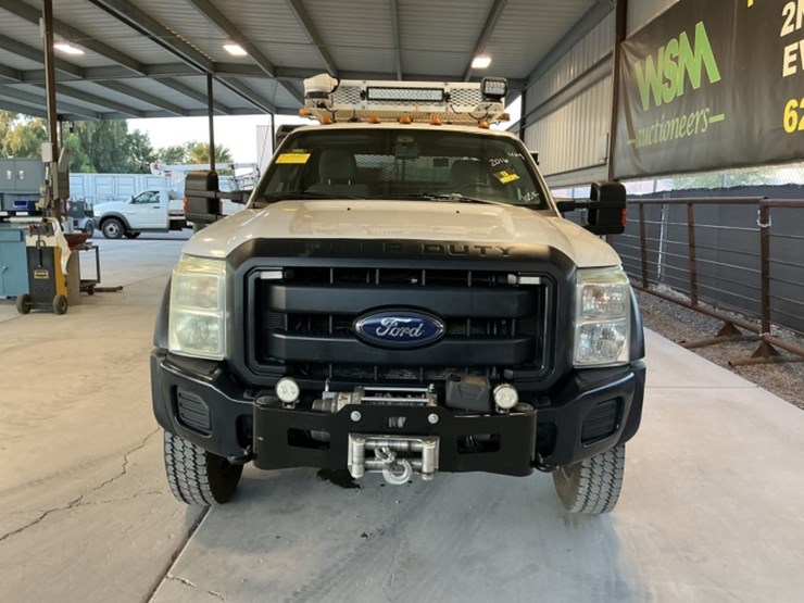 2016-ford-f550-image-3