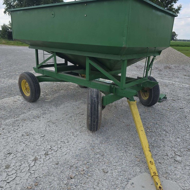 Gravity Wagon on John Deere Running Gear, with side boards