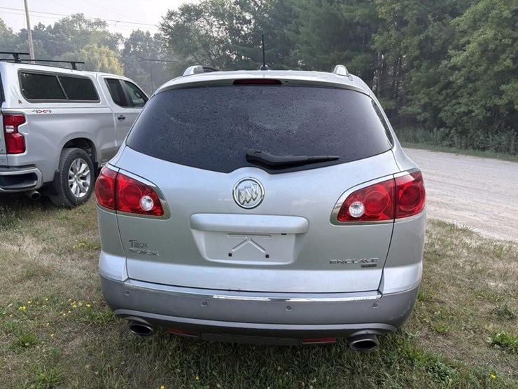 2010-buick-enclave-cxl-image-6