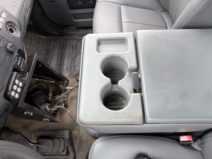 2011-ford-f250-image-18