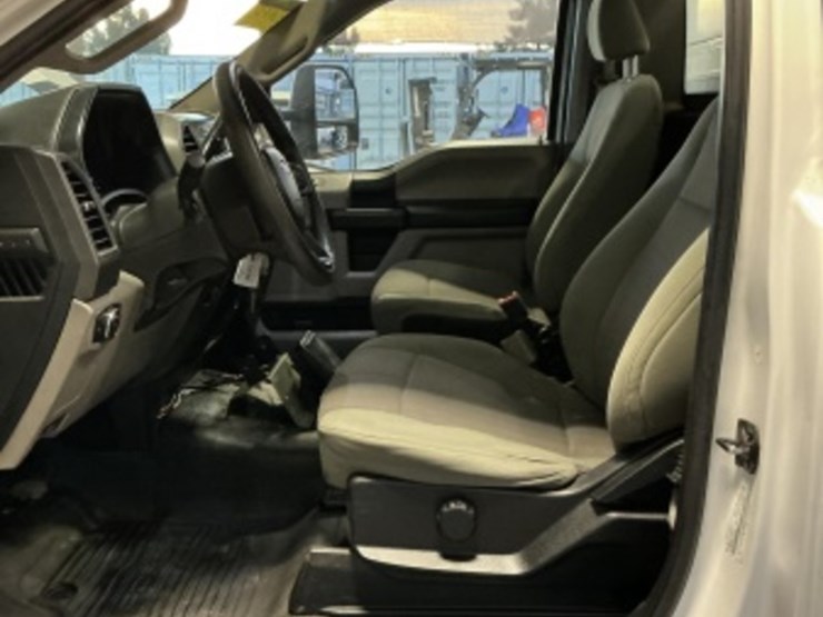 2019-ford-f550-image-22