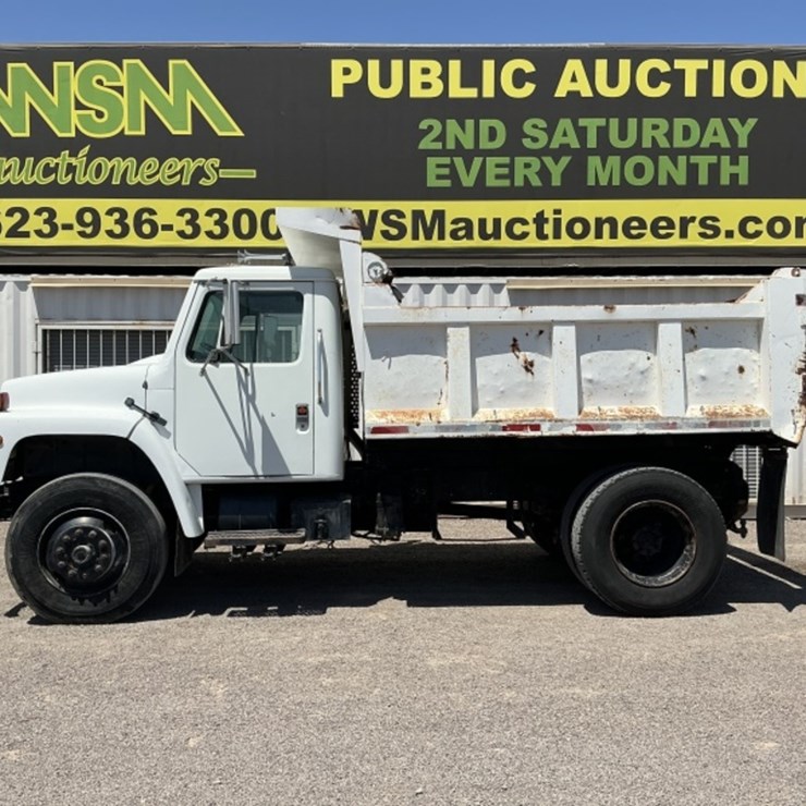 1988 International 1954 Dump Truck