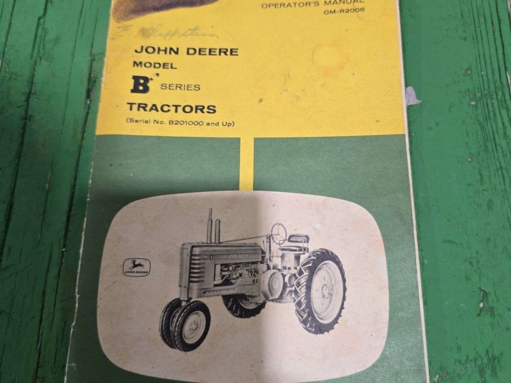 john-deere-model-b-image-1