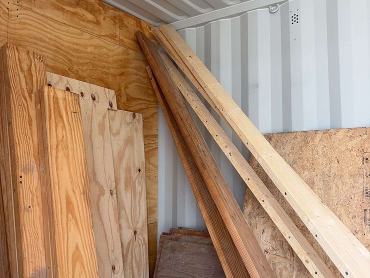 assortment-of-new-lumber,-2x4,2x8,-2x10,-plywood,-and-misc-lumber-image-7