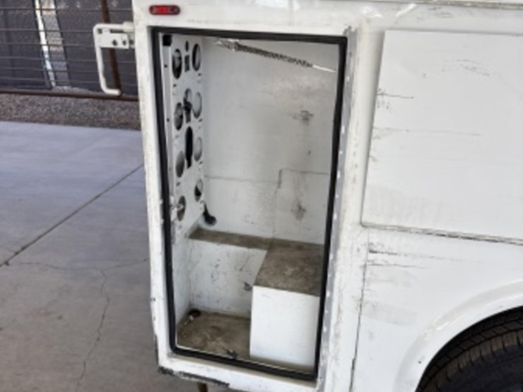 2017-ford-f250-image-11