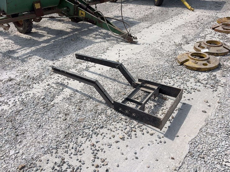 antique-pulling-tractor-front-mount-weight-bracket-image-1