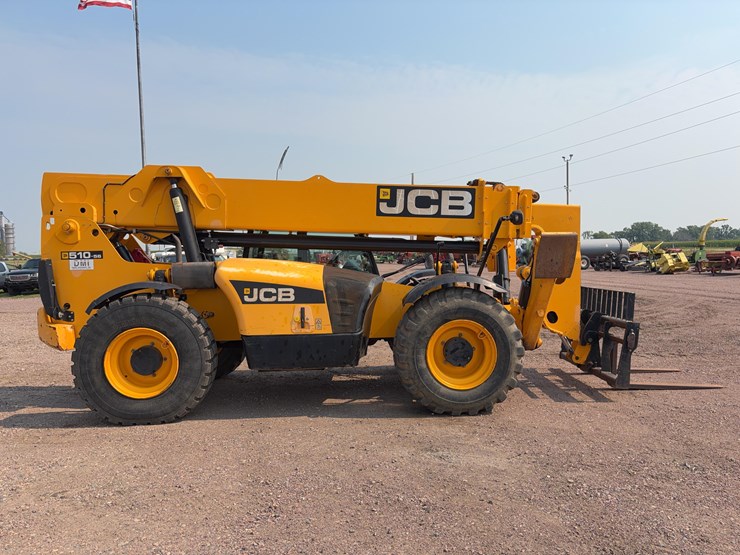 2011-jcb-510-56-image-3