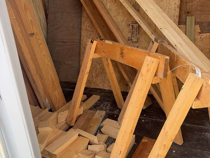 assortment-of-new-lumber,-2x4,2x8,-2x10,-plywood,-and-misc-lumber-image-2