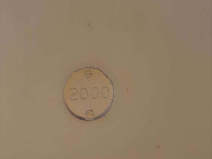 2500-gallon-ace-rot0-mold-poly-tank-image-3
