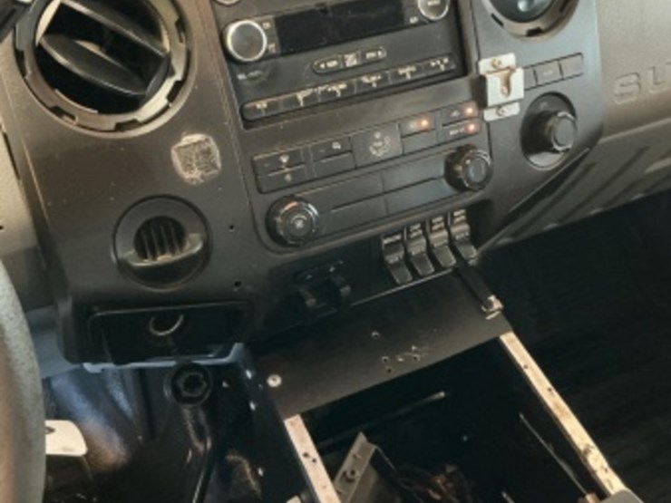 2016-ford-f350-image-21