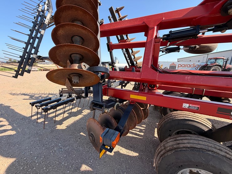 case-ih-340-image-25