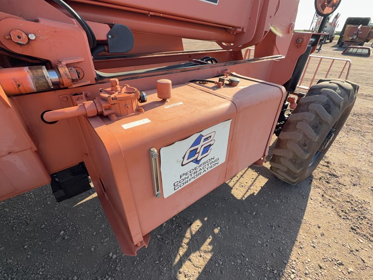 1999-lull-international-644b-42-telehandler-image-29