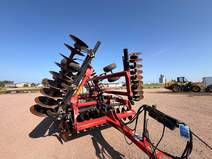 case-ih-340-image-12