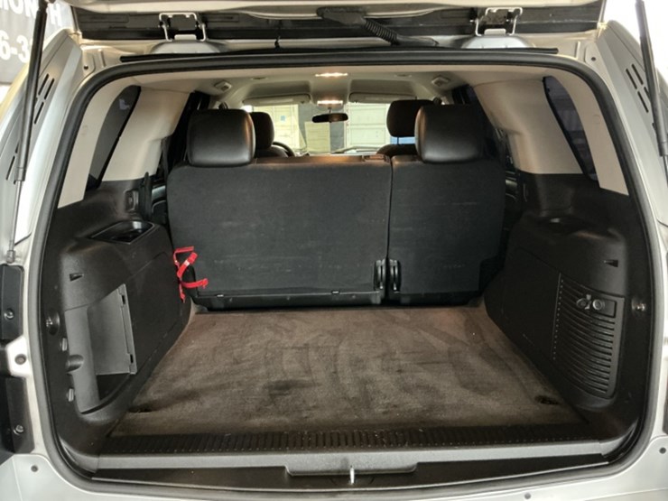 2014-chevrolet-tahoe-image-9